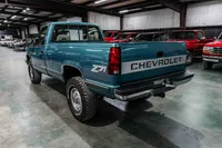 1993-Chevrolet-K2500-Bright Teal Metalic-195397-35.jpg
